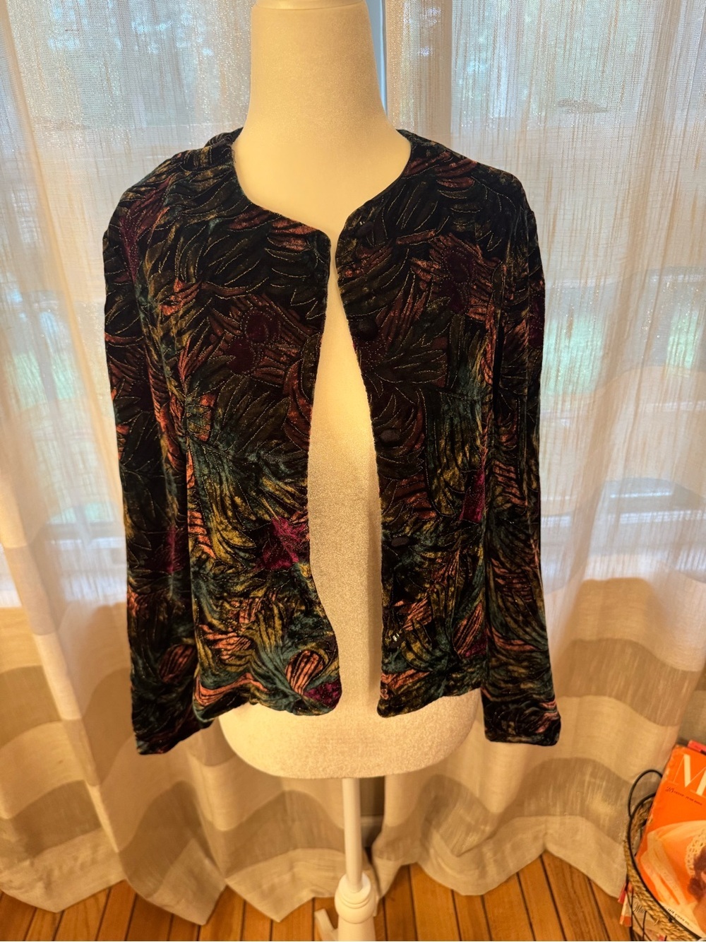 Vintage Norton McNaughton Metallic Floral and Leaf Print Velvet Blazer